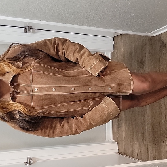 VTG | Bohemian Suede Jacket - Picture 2 of 16